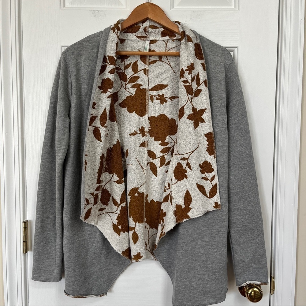 Benetton Undercolors Draped Cardigan. XS.
